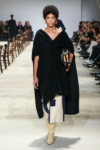 Look 26